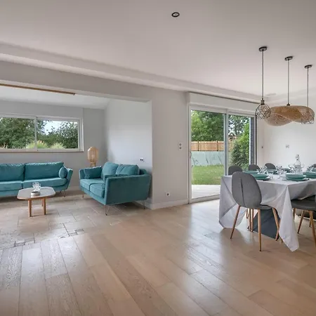 Maison Avec Piscine Pour 8 Adultes - 2 Enfants בית נופש פורניק